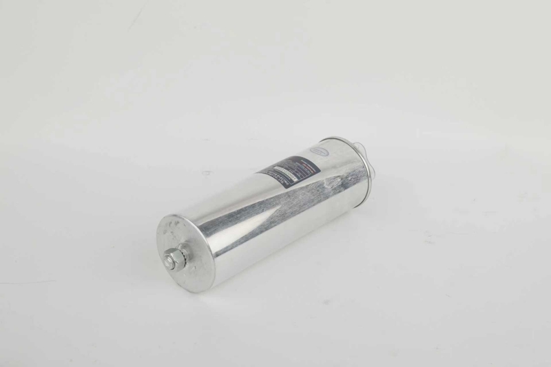 Varför föredras cylinder självhelande shuntkondensator på utländska marknader?